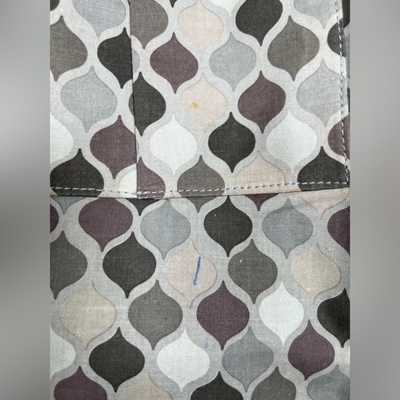 HOBO International Large Pearl Gray Magazine Tote - Picture 10 of 14